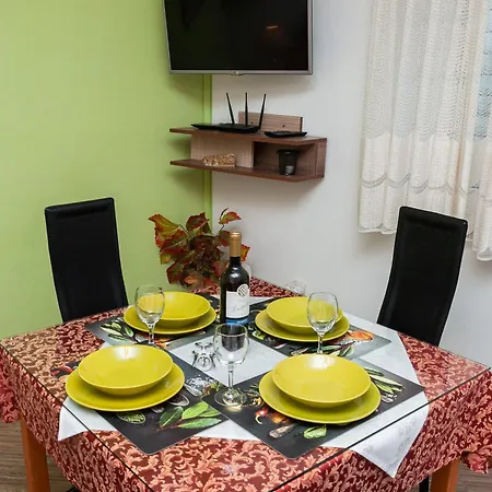 Classy Center Apartman